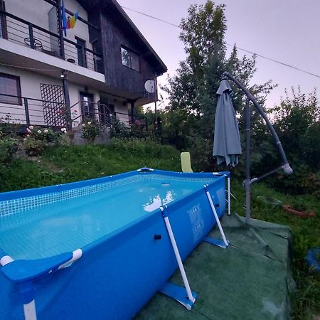 Casuta Cu Trandafiri Hotel Slănic Екстериор снимка